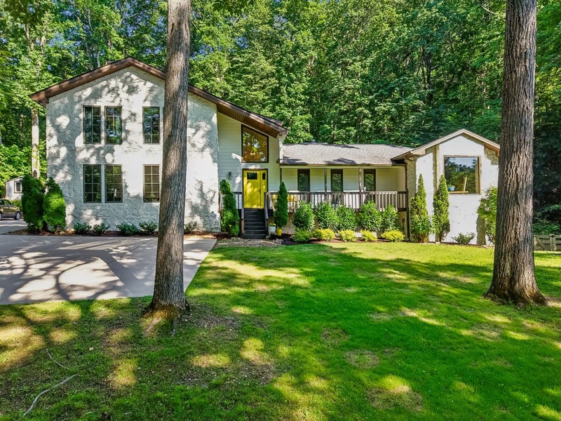 9033 Old Charlotte Pike, Pegram, TN 37143
