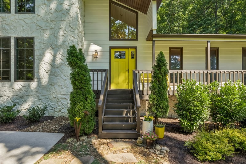9033 Old Charlotte Pike, Pegram, TN 37143