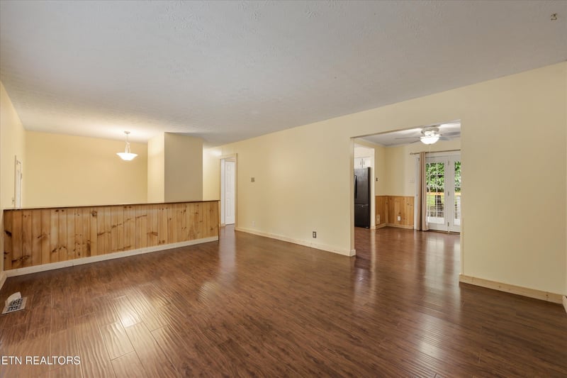 1117 Rain Tree Rd, Knoxville, TN 37923