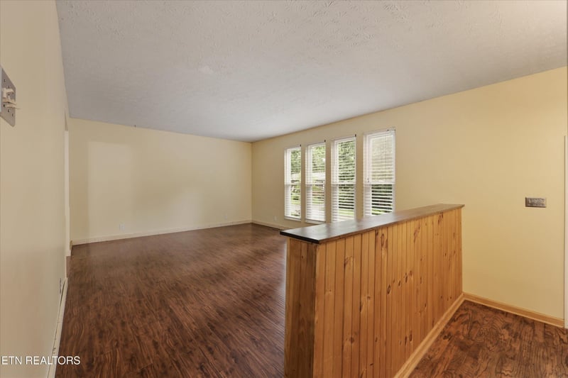 1117 Rain Tree Rd, Knoxville, TN 37923