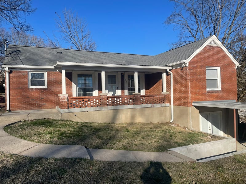 2003 Hackberry Ln, Nashville, TN 37206