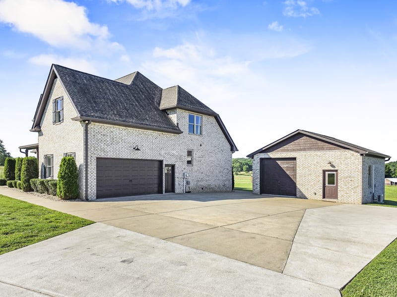 3070 Se Tater Peeler Rd, Lebanon, TN 37090