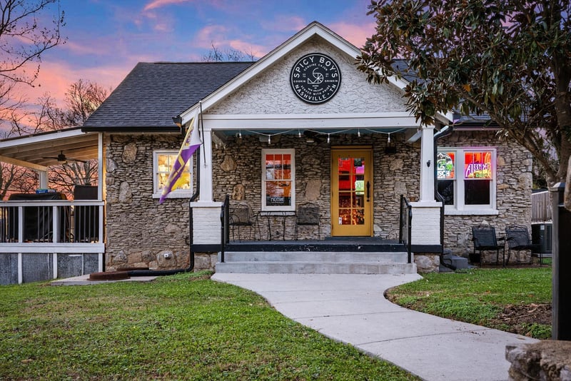 633 Richmond Bnd, Nashville, TN 37206