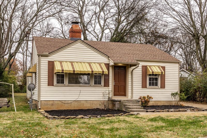 247 Morton Ave, Gallatin, TN 37066