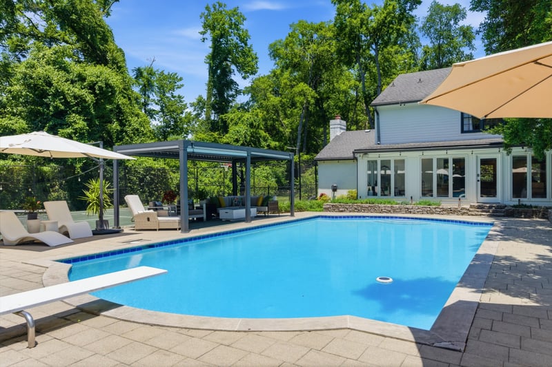 2419 Valley Brook Rd, Nashville, TN 37215