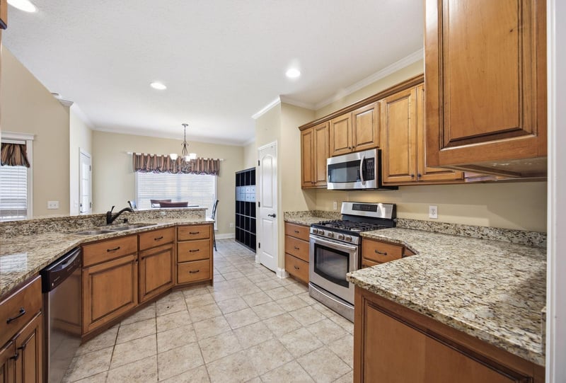 178 Kailors Cove Cir, Ringgold, GA 30736