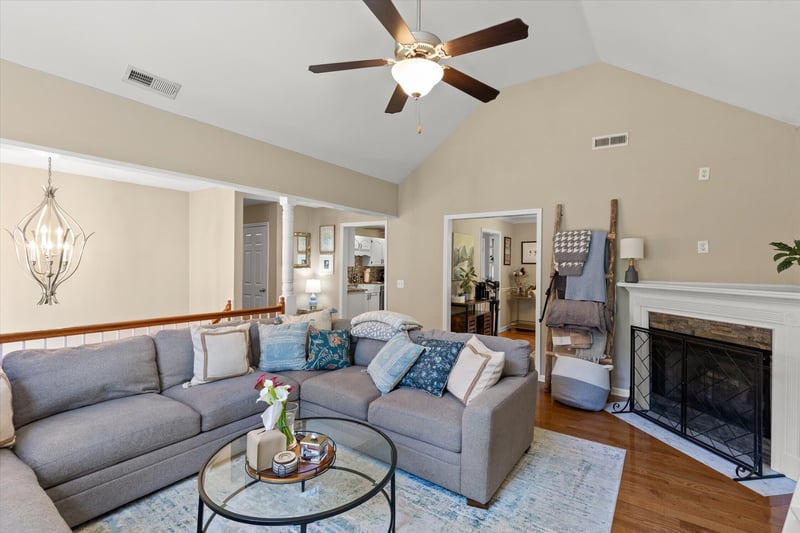 105 Creekside Dr, Dalton, GA 30720
