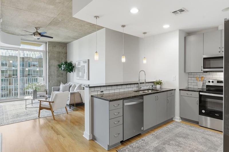 301 Demonbreun St #1917, Nashville, TN 37201