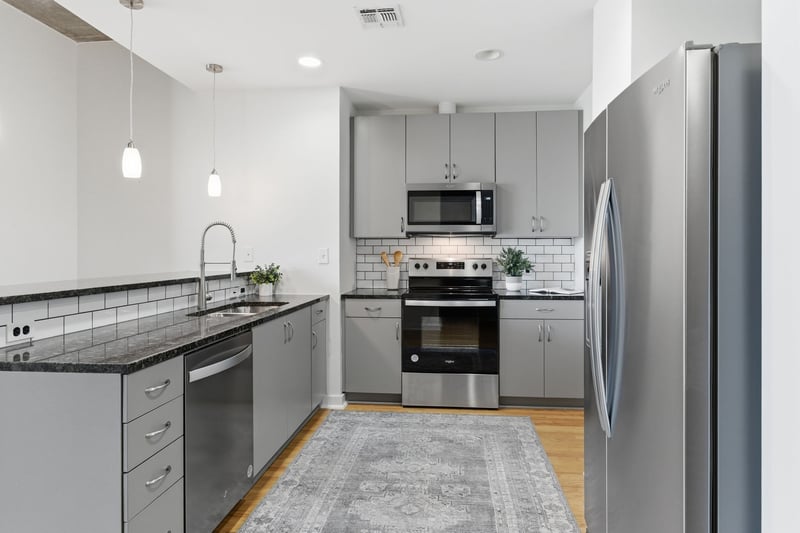 301 Demonbreun St #1917, Nashville, TN 37201