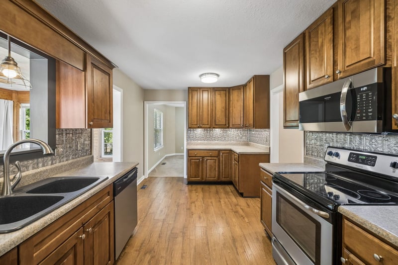 14 Spring Water Dr, Ringgold, GA 30736