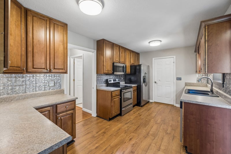 14 Spring Water Dr, Ringgold, GA 30736