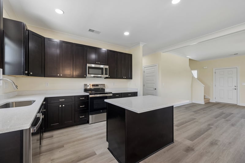 2212 Pickwick Pl, Murfreesboro, TN 37127
