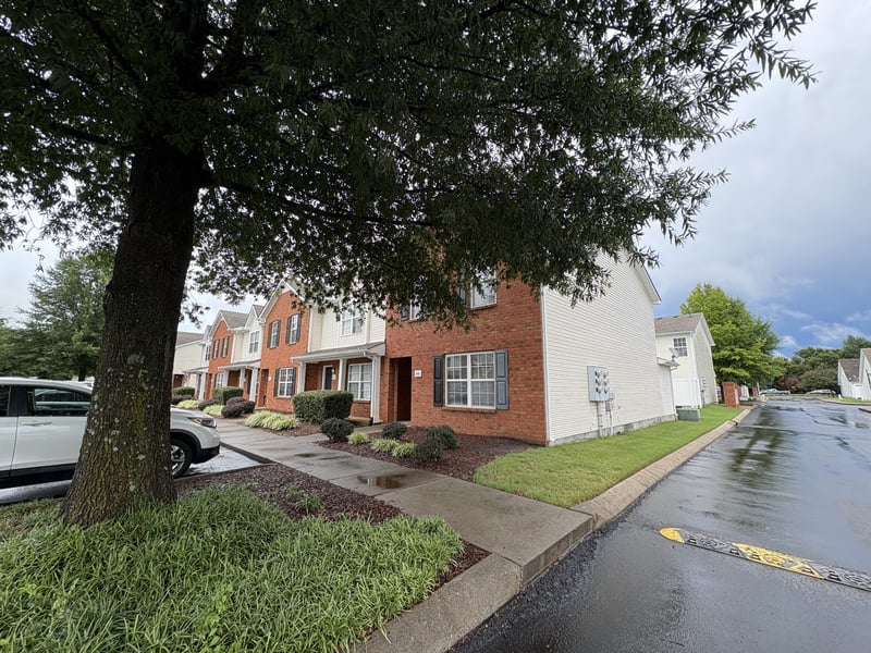 1008 Sitting Bull Xing, Murfreesboro, TN 37128