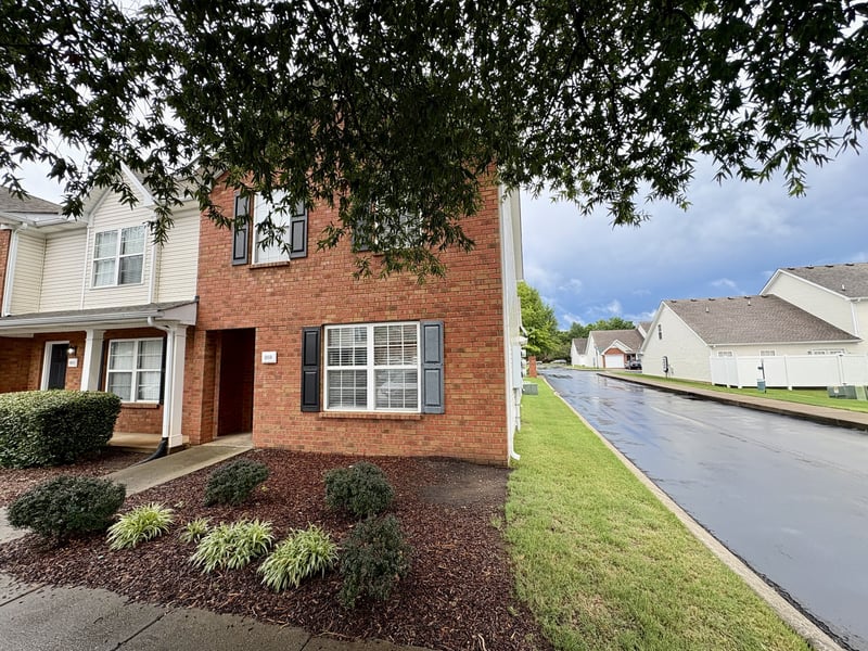 1008 Sitting Bull Xing, Murfreesboro, TN 37128