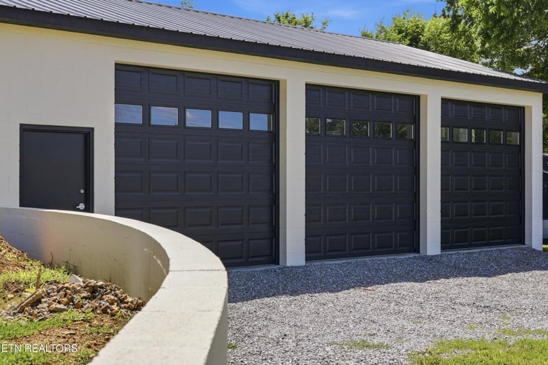 4906 Kingston Hw, Lenoir City, TN 37771