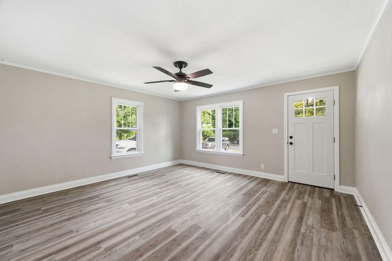 11 Circle Dr, Rossville, GA 30741