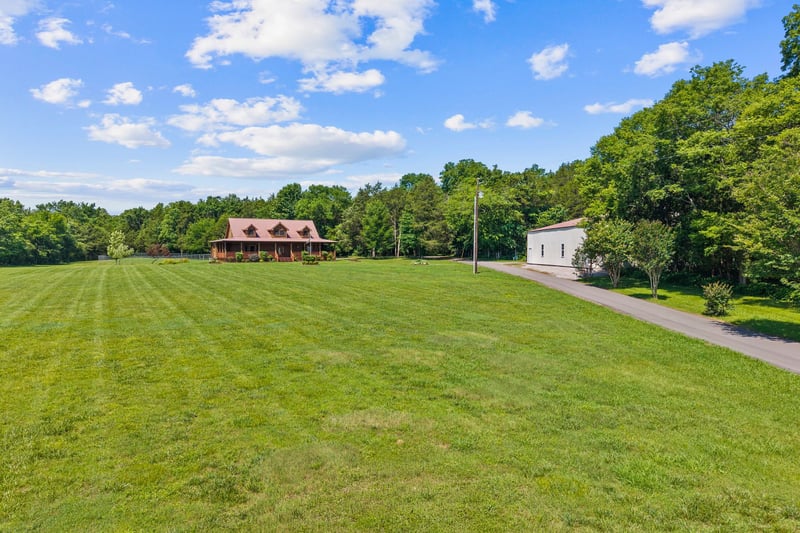 2465 Browns Mill Rd, Lascassas, TN 37085
