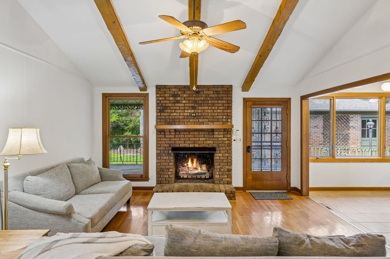 3836 Lake Aire Dr, Nashville, TN 37217