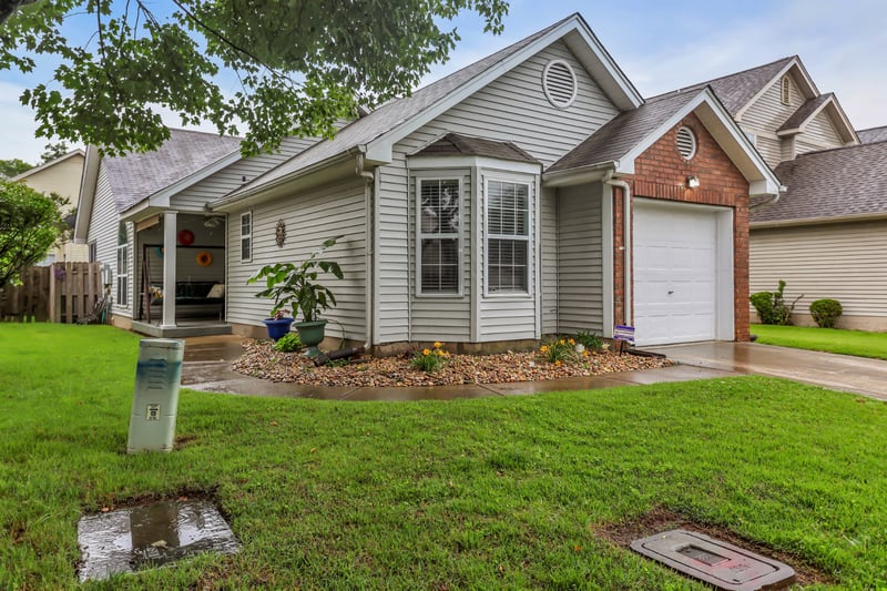 1111 Wembley Dr, Hermitage, TN 37076