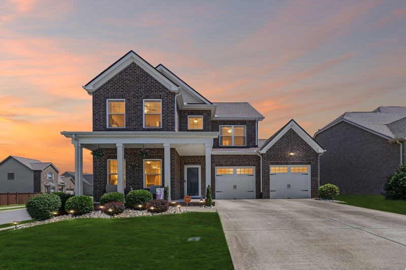 1310 Coates Ln, Gallatin, TN 37066