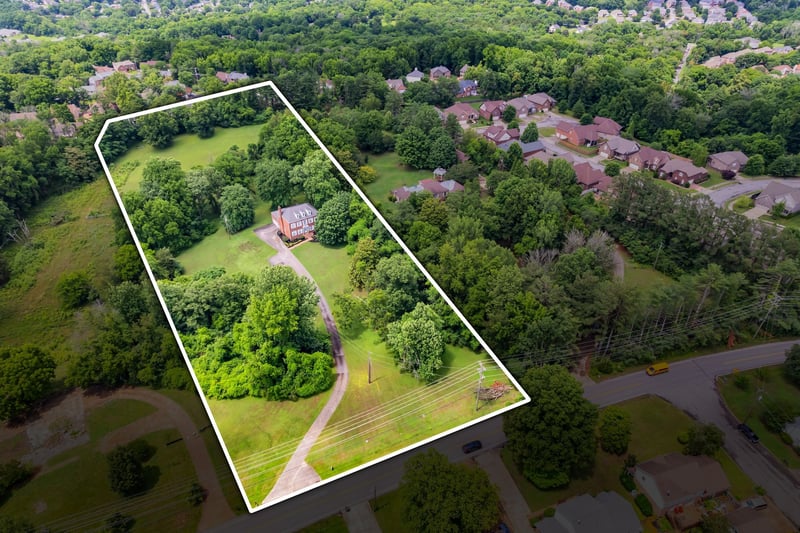 651 Old Lebanon Dirt Rd, Hermitage, TN 37076