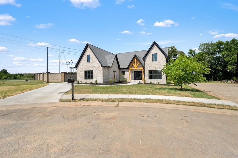 2338 Thad Ct, Murfreesboro, TN 37128