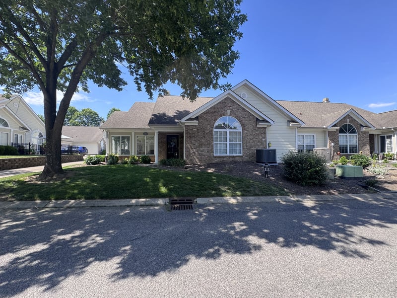 825 Browns Ln #301, Gallatin, TN 37066