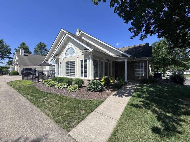 825 Browns Ln #301, Gallatin, TN 37066