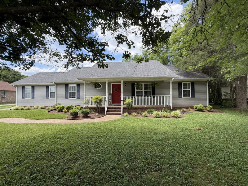 1405 Belle Oaks Dr, Murfreesboro, TN 37130
