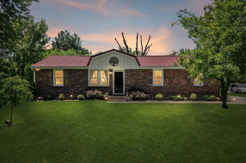1105 Goose Bay Rd, Ashland City, TN 37015