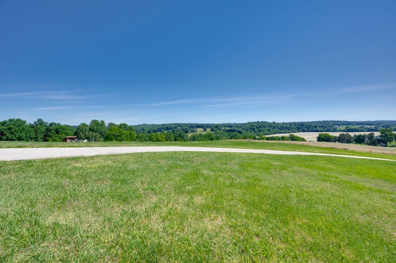 1397 Westfield Rd, Dickson, TN 37055