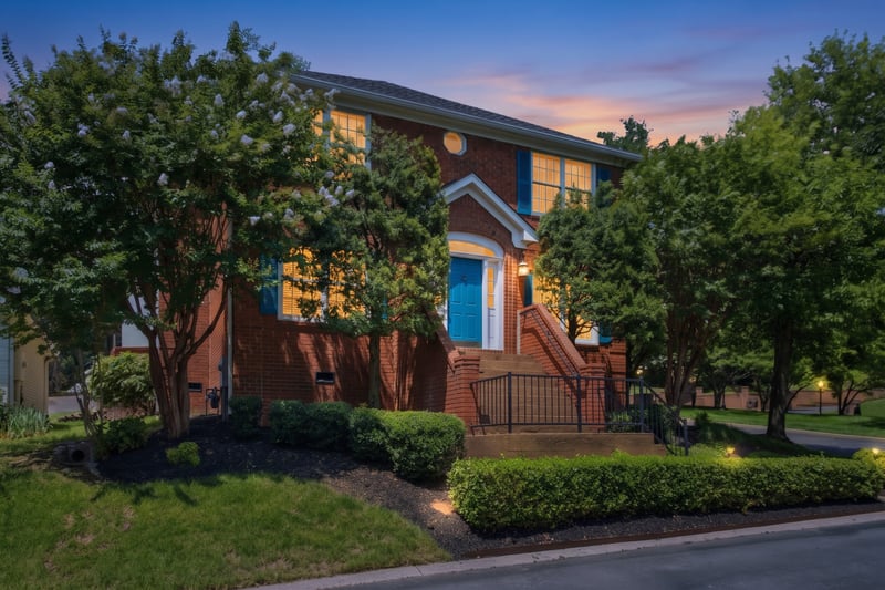 72 Ravenwood Hills Cir, Nashville, TN 37215