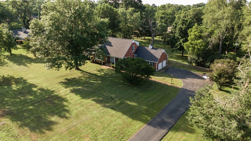 1319 Kenwood Dr, Nashville, TN 37216