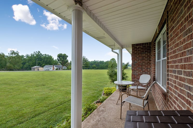 1363 Mount Vernon Rd, Bethpage, TN 37022