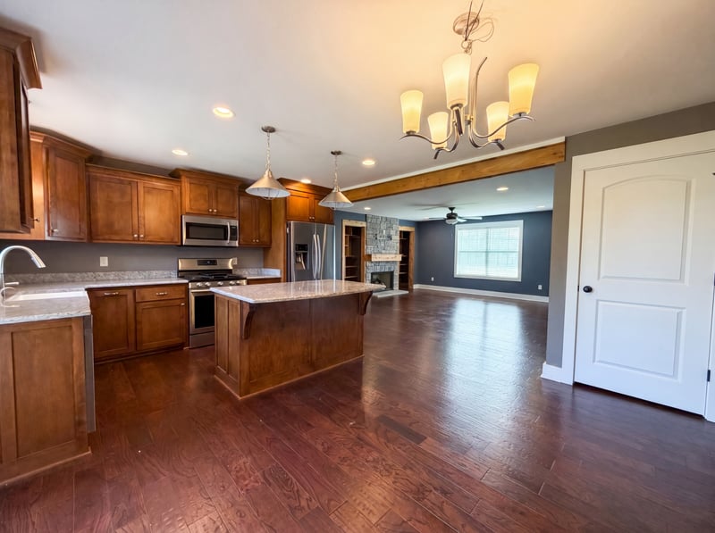 131 Mitchell Rd, Portland, TN 37148