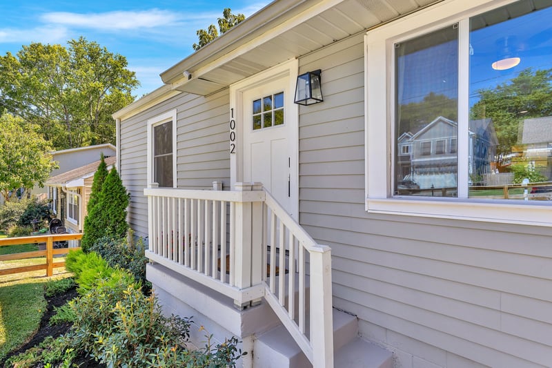 1002 Dew St, Nashville, TN 37206