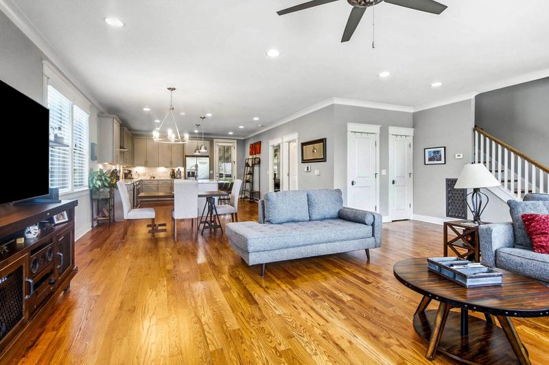 2507B Solon Dr, Nashville, TN 37206