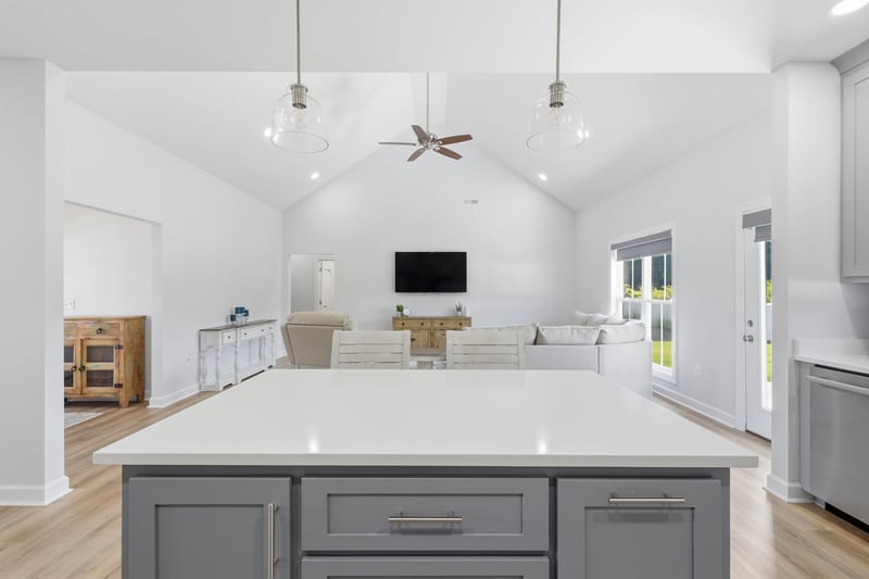 181 Spry Way, Killen, AL 35645