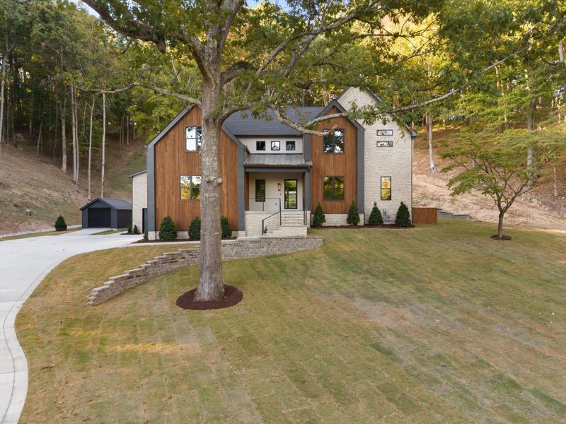 3740 Bear Creek Rd, Thompsons Station, TN 37179