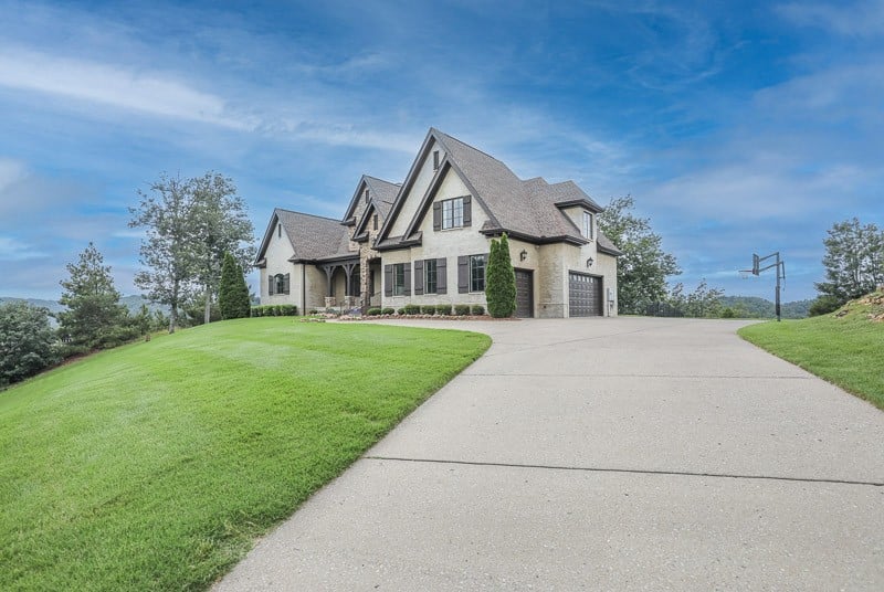 739 Valhalla Ln, Brentwood, TN 37027