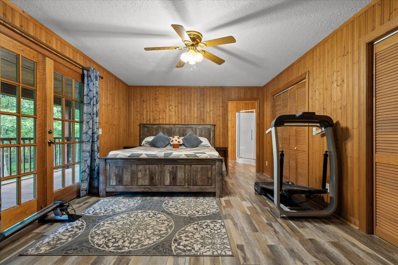 927 Casey Rd, Trenton, GA 30752