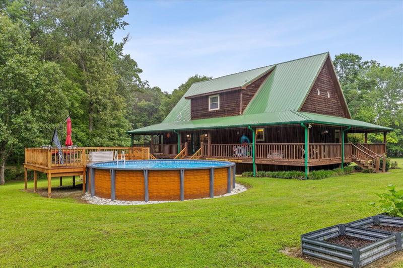 927 Casey Rd, Trenton, GA 30752
