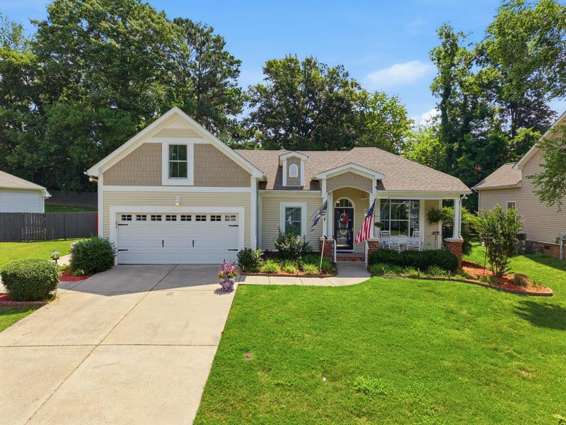 102 Cross Cove Ct, Hendersonville, TN 37075