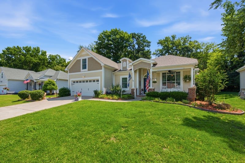 102 Cross Cove Ct, Hendersonville, TN 37075