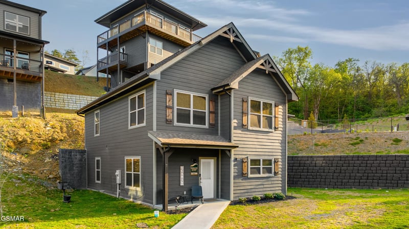 1654 Veterans Blvd #7, Sevierville, TN 37862