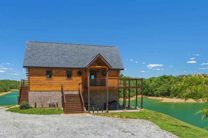 375 Perry Branch Way, Sevierville, TN 37876