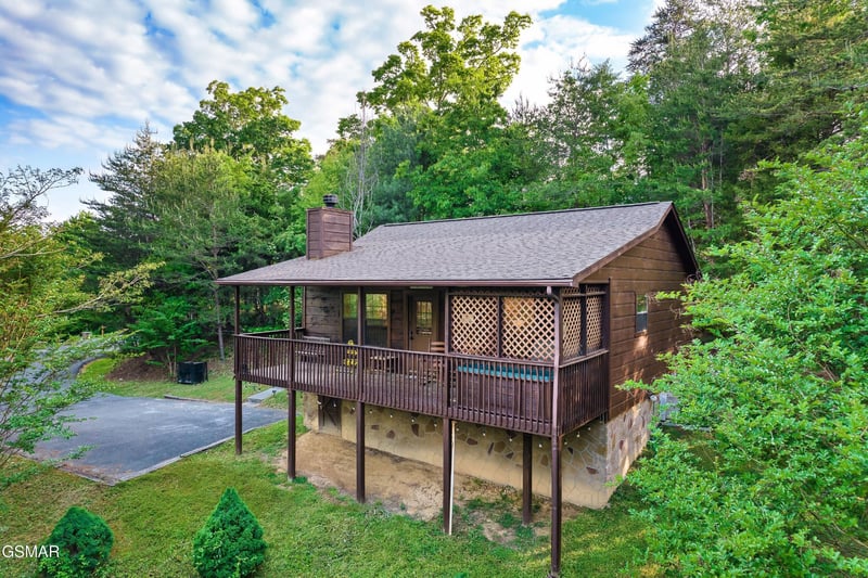 2619 Thad Trl, Sevierville, TN 37876