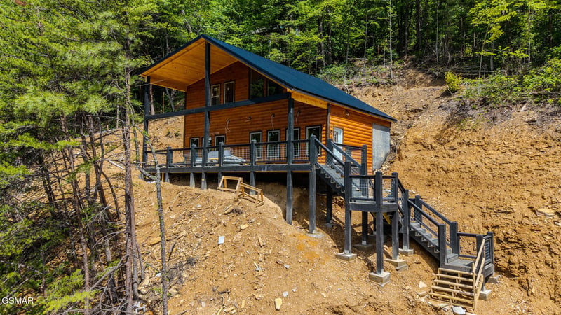 2743 Overholt Trl, Sevierville, TN 37862
