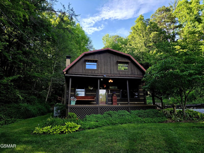 2824 Mary Ridge Farm Rd, Sevierville, TN 37862