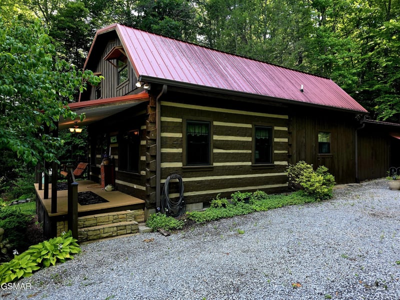 2824 Mary Ridge Farm Rd, Sevierville, TN 37862